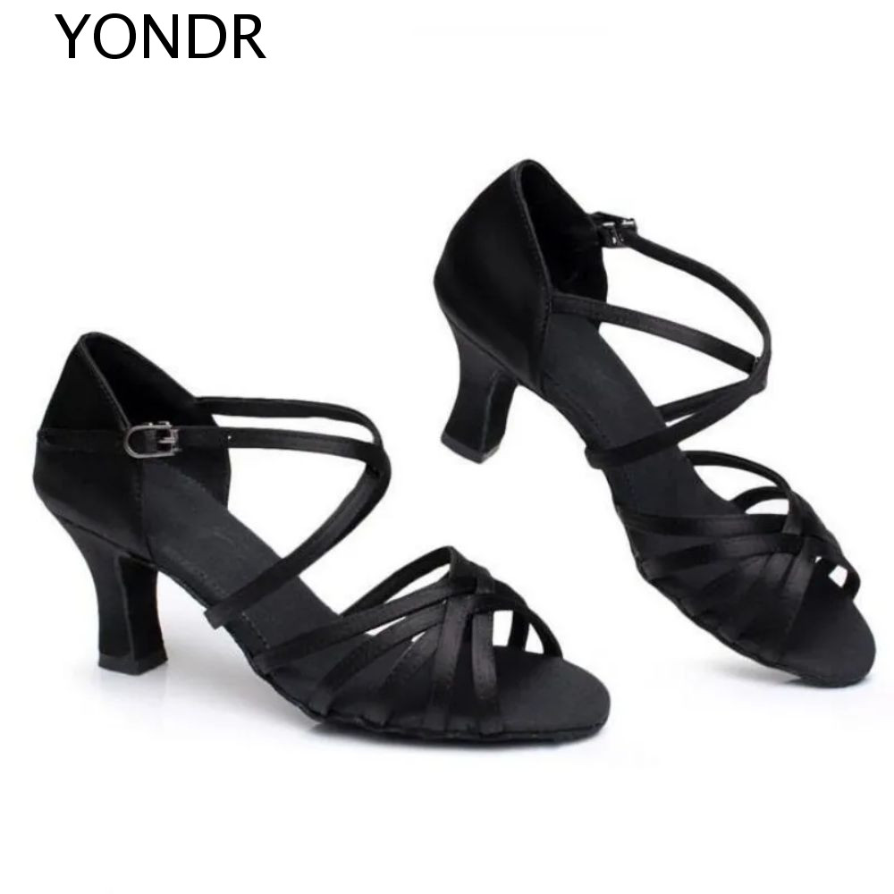 Yondr Professional รองเท้าเต้นรําซาตินสีดํา ส้น 5 ซม. พื้นนุ่ม สําหรับละตินแจ๊ส