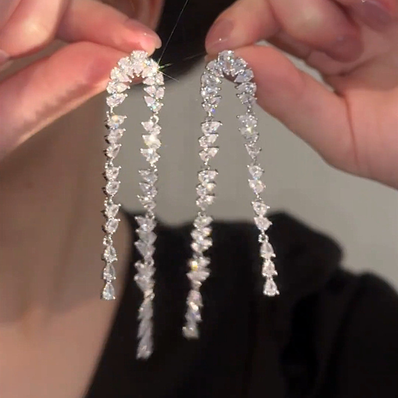 Zircon Water Drop พู ่ ยาวหรูหรา S925 เข ็ มเงิน High-End ต ่ างหูแฟชั ่ น
