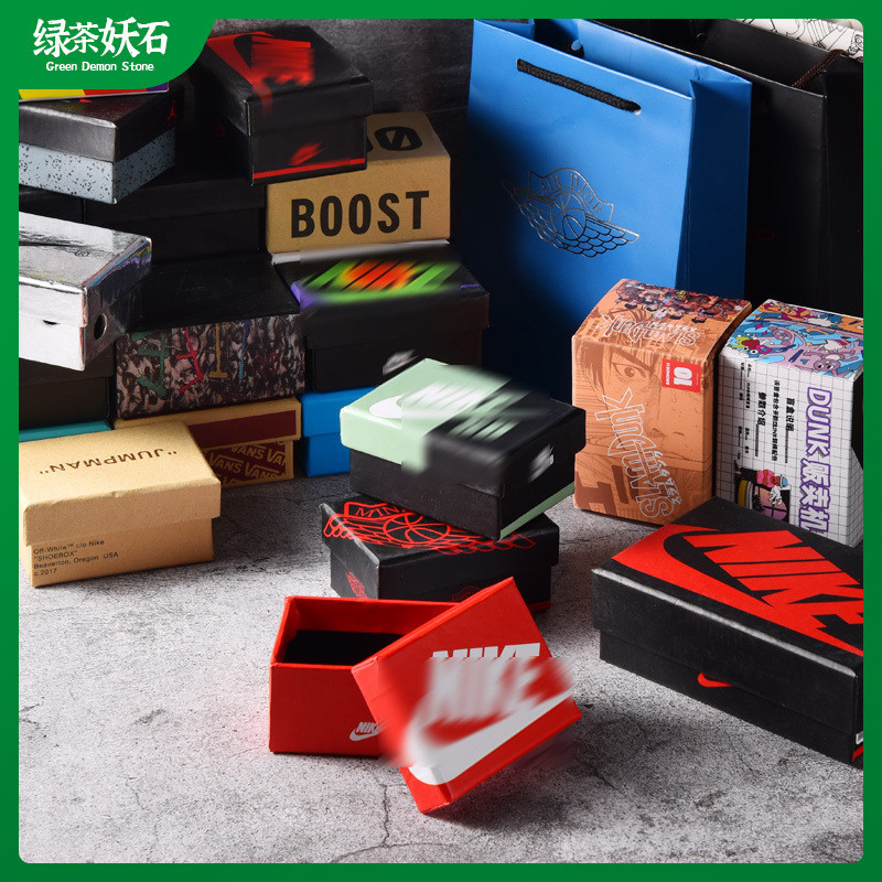 Aj Mini Sneaker Model Box เหมาะสําหรับบ ้ านตุ ๊ กตา