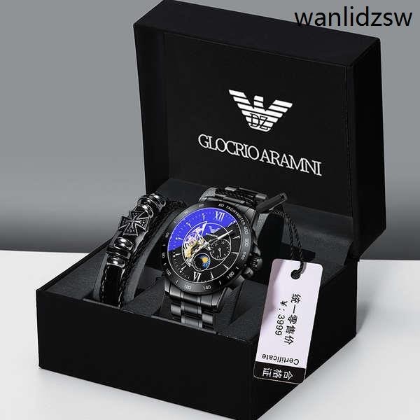 · นาฬิกาผู้ชายยี่ห้อนาฬิกากลไกอัตโนมัติ Hollow Swiss Mens Top Ten กันน้ํานักเรียนส่องสว่าง