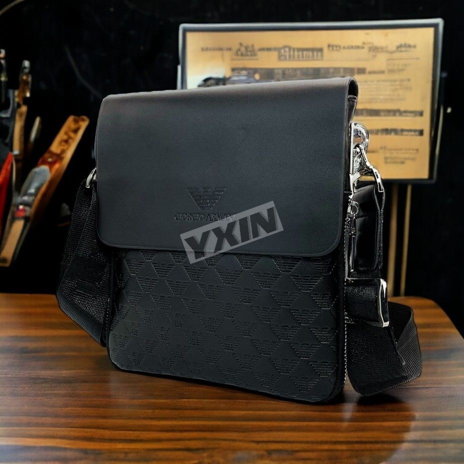 อาร์มานี่ Armani กระเป๋าสะพายข้างผู้ชาย 222-1# Fashion ขนาดเล็ก/SMALL