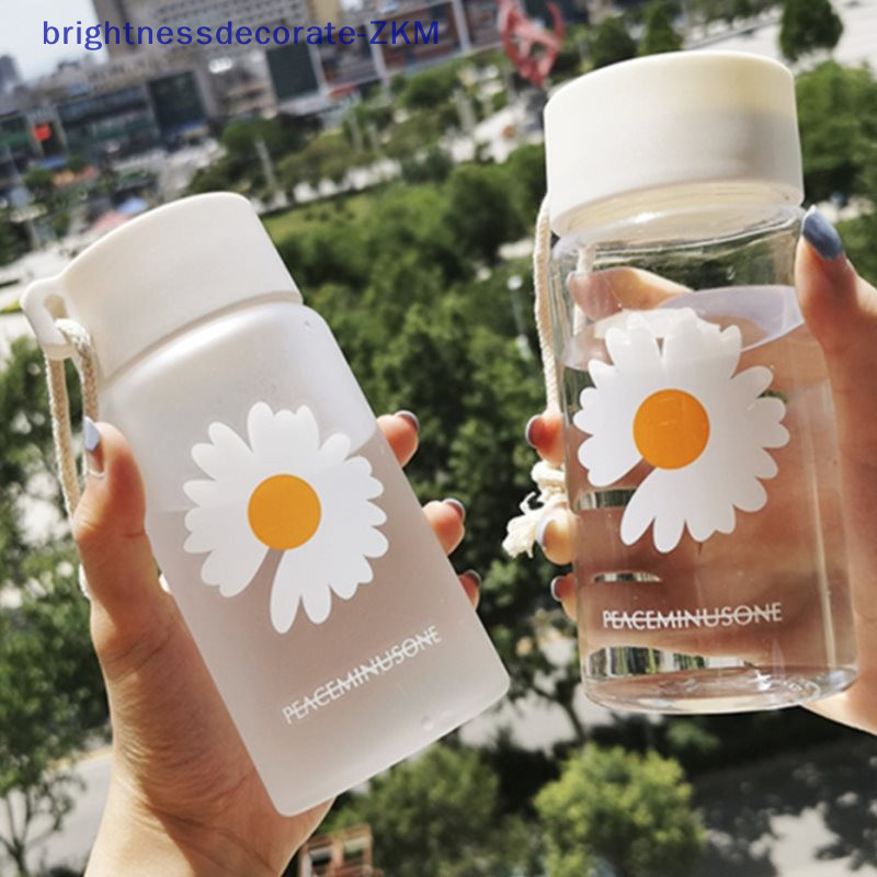 [Brightdecorate] ขวดน้ําพลาสติกใส ลายดอกเดซี่ ขนาดเล็ก 500 มล. แบบพกพา สําหรับเดินทาง [TH]