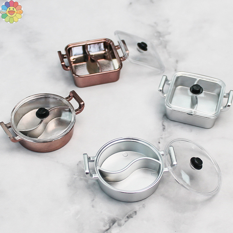 Gogo DollHouse Mini หม ้ อร ้ อนจานอาหารค ่ ําอาหารจีนหม ้ อเครื ่ องครัวแฟชั ่ นตุ ๊ กตาอุปกรณ ์ เสริมเฟอร ์ นิเจอร ์ ของเล ่ น TH