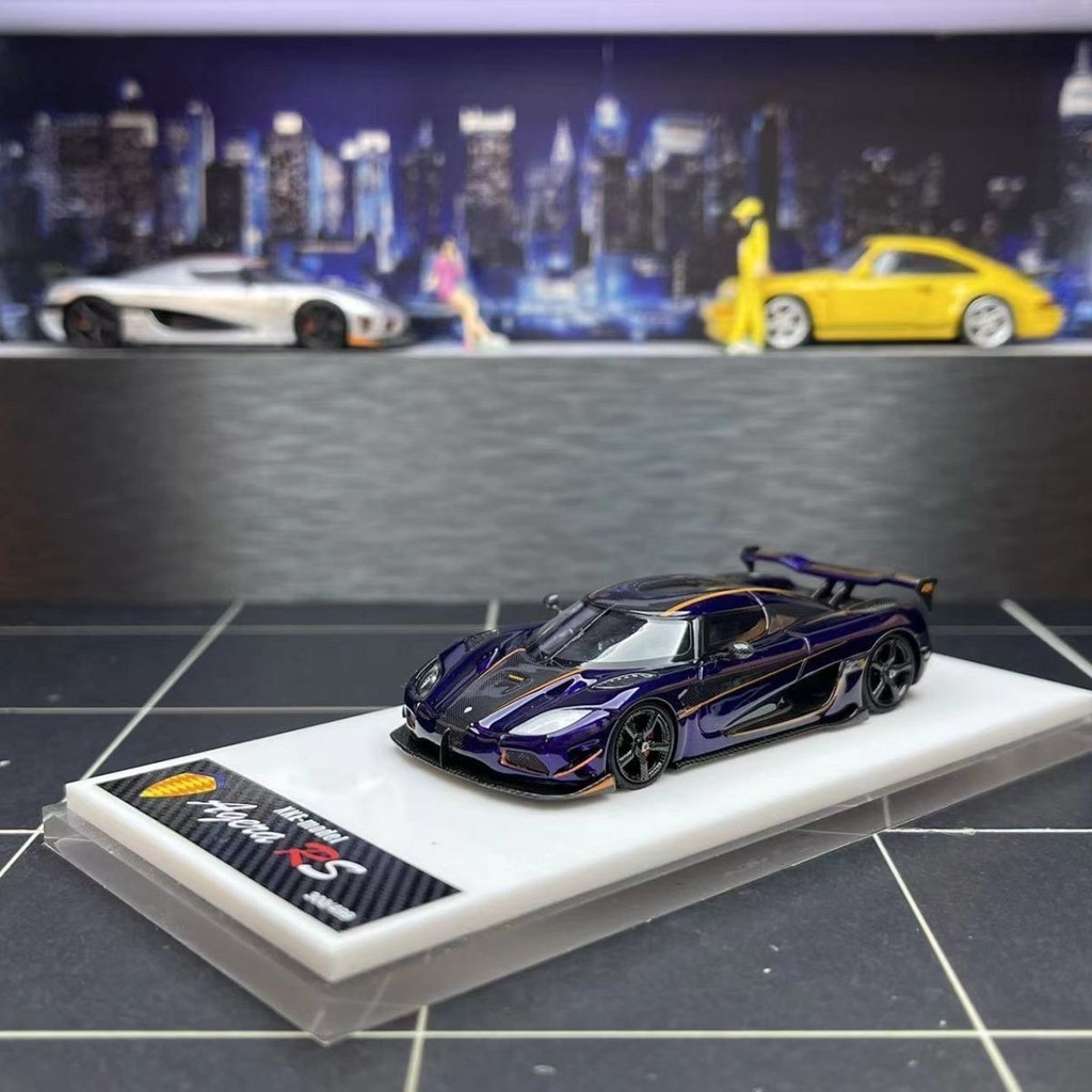 XKE-model 1: 64 Resin Version Koeniseg Agera RS Car model