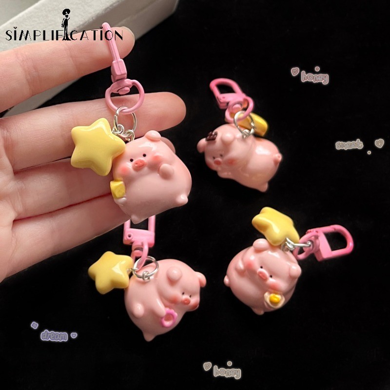 2 ชิ้นการ์ตูนสีชมพู Crooked Piggy พวงกุญแจแฟชั่น Creative หมูสีชมพูจี้พวงกุญแจกระเป๋าเป้สะพายหลังพวงกุญแจแขวนอุปกรณ์ตกแต่ง
