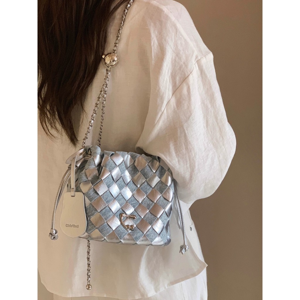Niche Wave Light Zero Island Braided Chain Shoulder Crossbody Bucket Bag