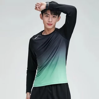 MANSTR ฤดูร้อนผู้ชายกีฬาแขนยาวเสื้อยืด Quick-dry Breathable Gym เสื้อยืดและกางเกงขาสั้นวิ่งออกกําลังกายการฝึกอบรมวิ่งเสื้อสีเขียว\ สีเทาอ่อน\ สีฟ้า\ แดง