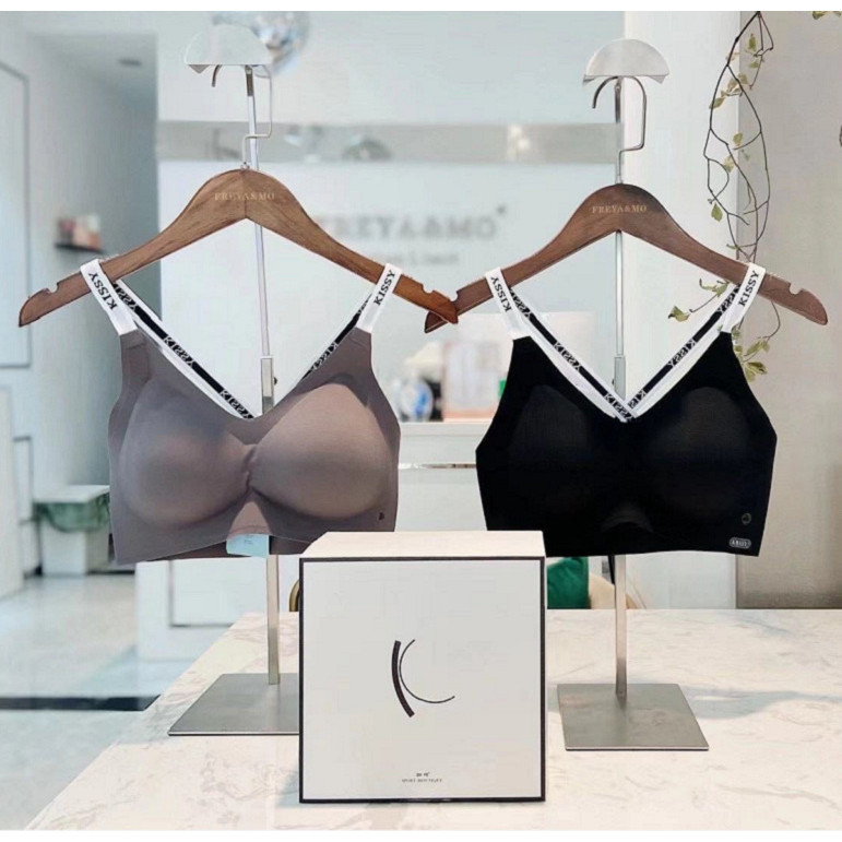 Wechat Same Style Sports Lingerie Set Women Seamless One- Piece Sports Yoga Bra