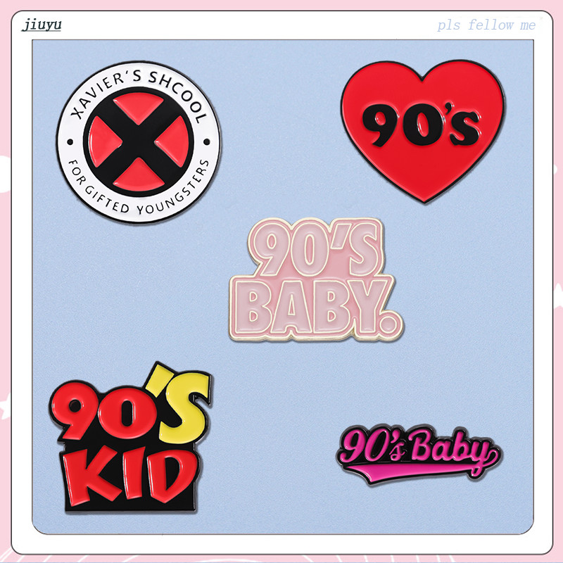 90s Baby Enamel Pin เข็มกลัด 90 เด็กข้อความป้ายโลหะ Pin กระเป๋าเป้สะพายหลังเครื่องประดับตกแต่งของขวั