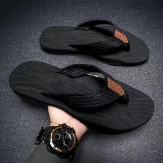 [ส่งจากไทย] รองเท้าแตะผู้ชาย Flip-Flops คุณภาพสูงอินเทรนด์เย็บสองสีเชือกผูกรองเท้า Double-Layer Sole ทนต่อการสึกหรอรองเท้าแตะกันลื่นกีฬาเดินป่า Shock（39-46 หลา）