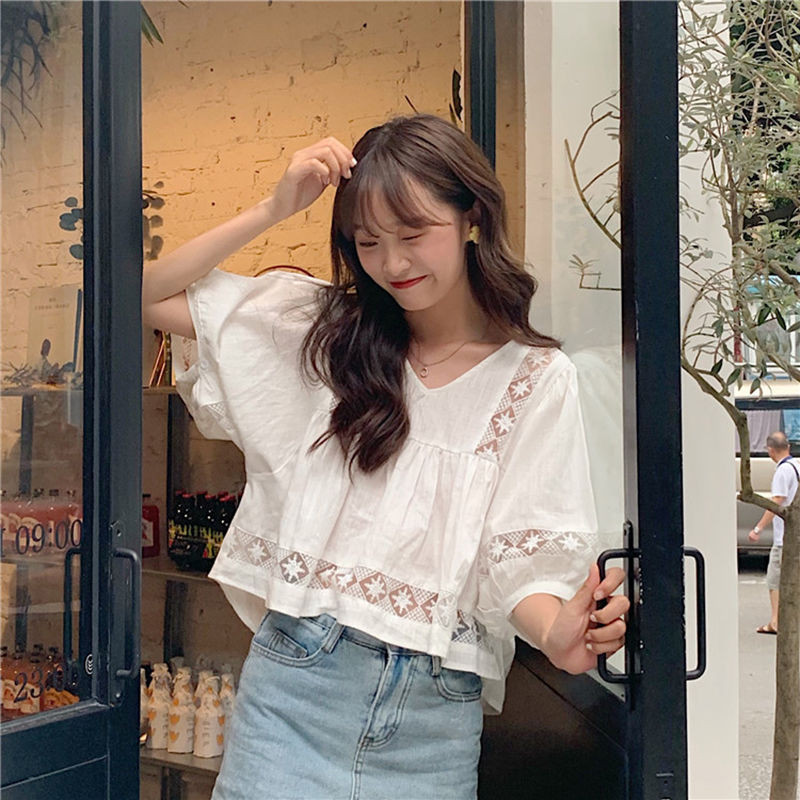 ฤดูใบไม้ผลิสั้นด้านบนผู้หญิงเวอร์ชั่นเกาหลีโซ่กลวงลิงค์หลวมปกพัฟแขนเสื้อแขนสั้นผู้หญิงอินเทรนด์ 3.12