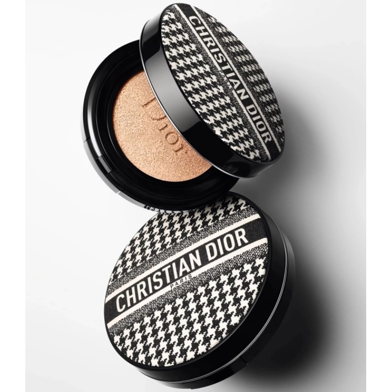 D*r คุชชั่นรังผึ้งติดทนนานรุ่น limited edition 14g 0N # 1N#