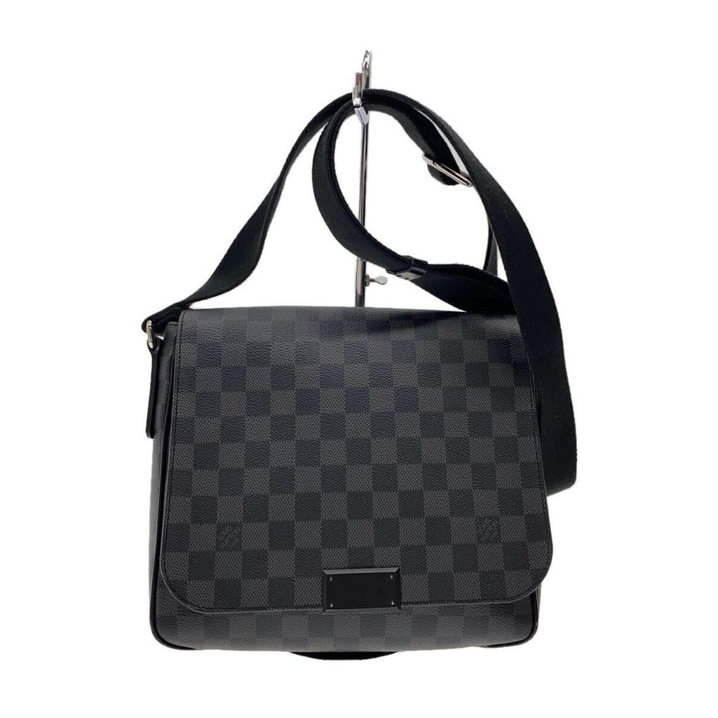 Louis Vuitton DISTRICT M N4 On Shoulder Bag Purse pm pvc black Direct from Japan Secondhand
