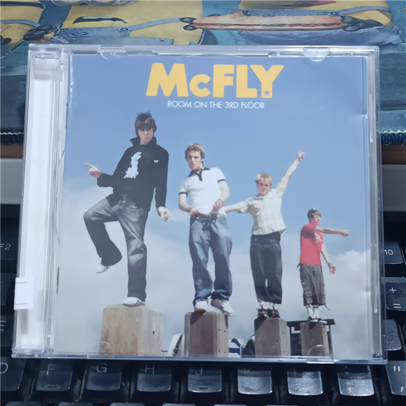 X1330:McFly - Room on the 3rd Floor masturbation