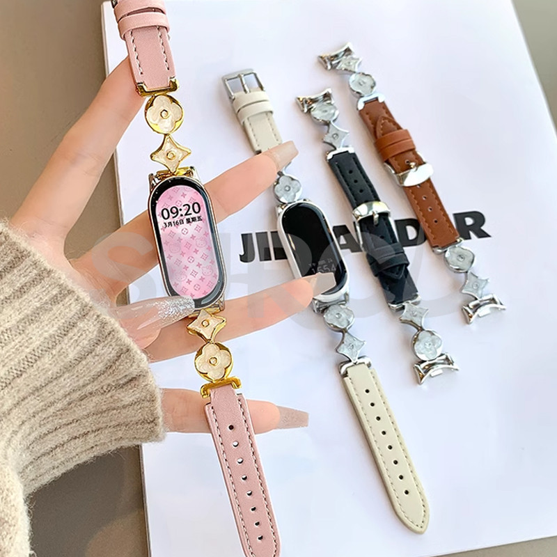 Luxury Lucky Clover สายหนังสําหรับ Xiaomi band 10 9 8 NFC mi band 7 6 5 4 3 9 pro สร้อยข้อมือผู้หญิง