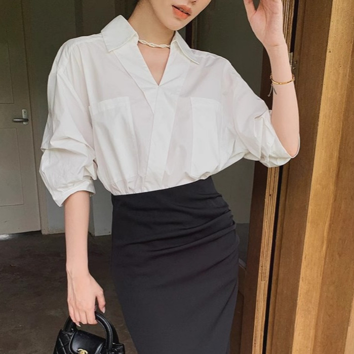 🤍 HHB202 🤍 เสื้อเชิ้ตผู้หญิงคอปกสีขาว แขนสามส่วนแบบพองๆน่ารัก แต่งกระเป๋าหน้า กระดุมด้านหน้า ดีไซน์เ