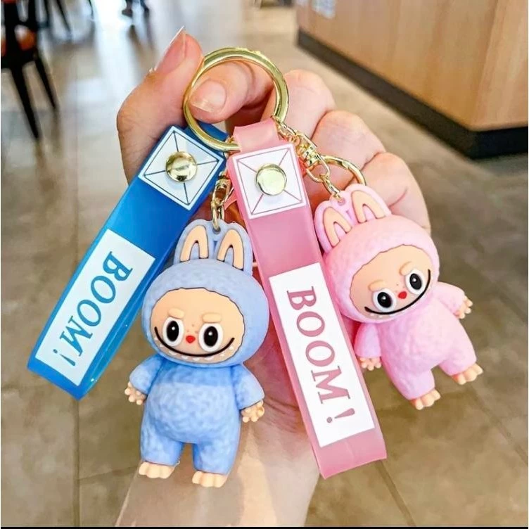 ส่งจากไทย พวงกุญแจ ลาบูบู๊ ฟันแหลม น่ารัก มี 4 สี และ พวงกุญแจ Cry Baby น้องร้องไห้ น่ารัก มี 4 สี