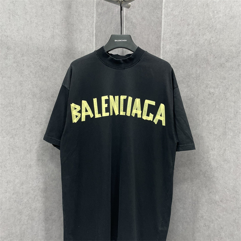 เสื้อยืดลายเทปกวักสีเหลือง แขนสั้น พร้อมการออกแบบเฉพาะและติดกาวแบบผ้าไหมตาข่าย สะดวกในการล้าง