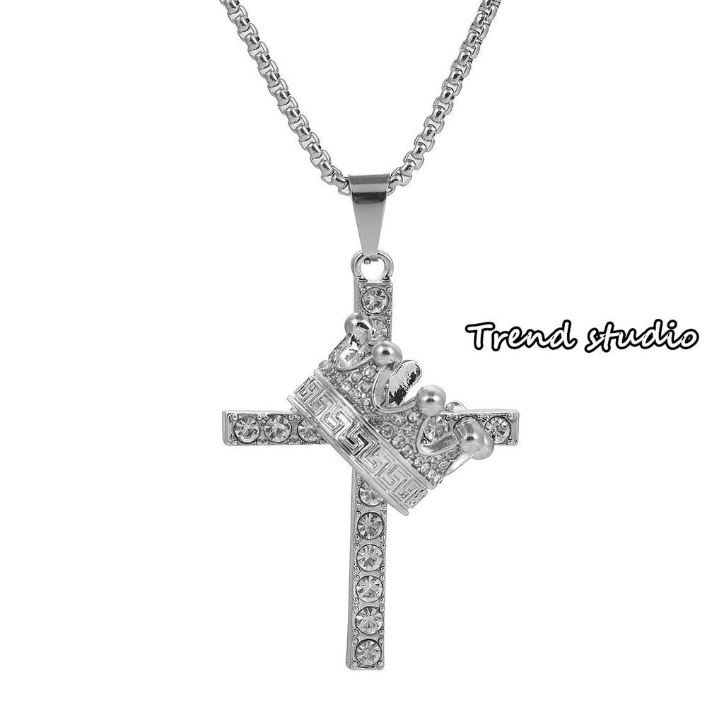 สร้อยคอไม้กางเขนที่ล้อมรอบด้วยมงกุฎนั้นเปล่งประกายมาก ซีรีส์สร้อยคอไม้กางเขนแฟชั่น มีหลากหลายสไตล์และสไตล์ให้เลือก - รูปที่ 6