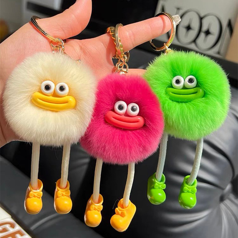 พวงกุญแจ Pom pom🌈 ประดับปอมปอม ผ้ากํามะหยี่ขนนิ่ม ขนาดเล็ก สีโดปามีน จี้ห้อยกระเป๋า
