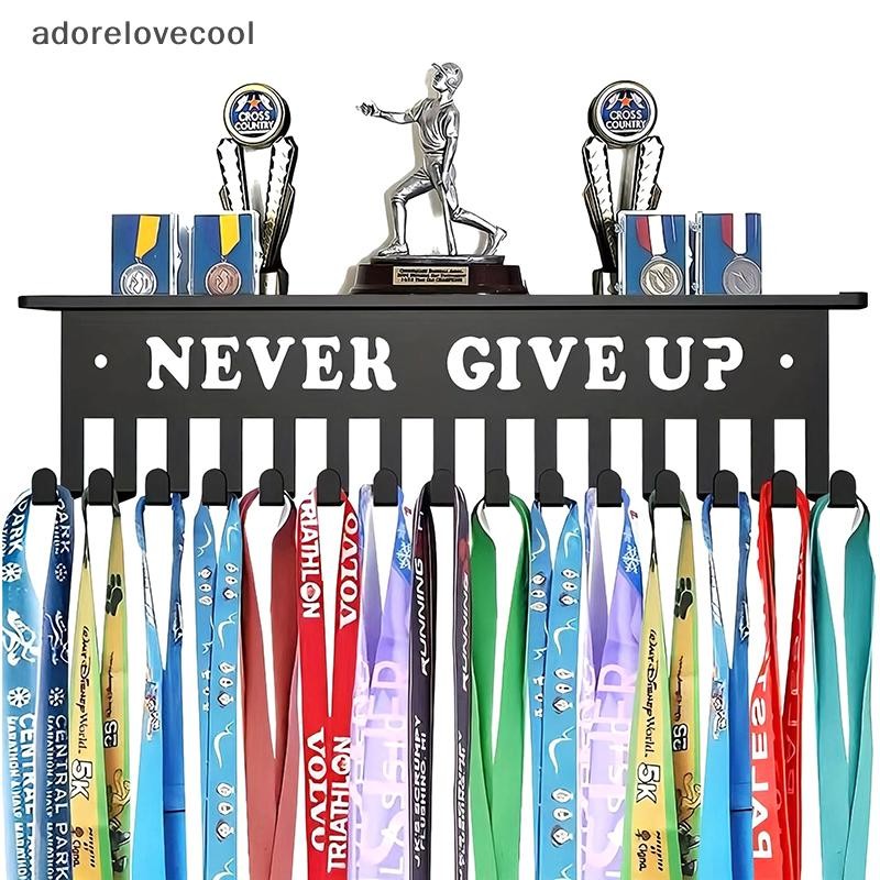 ADTH เหรียญชั้นวางจอแสดงผลเหรียญแขวนผู้ถือติดผนังขนาดใหญ่ความจุผู้ถือรางวัลสําหรับ Race กีฬาคาราเต้ Martijn