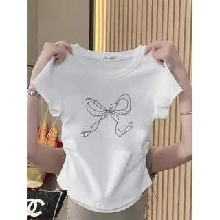 เสื้อครอปเอวลอยรัดรูปเสื้อแฟชั่นผู้หญิงวัยรุ่นสวยๆ เสื้อครอปเข้ารูป สไตล์เกาหลีเสื้อยืดผู้หญิง เสื้อยืดครอปเอวลอยทรงเข้า