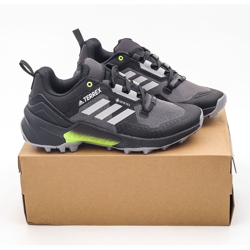รองเท้าผ้าใบ Adidas Terrex Swift R3 GTX สำหรับผู้ชาย ไซส์ 12 FW2770