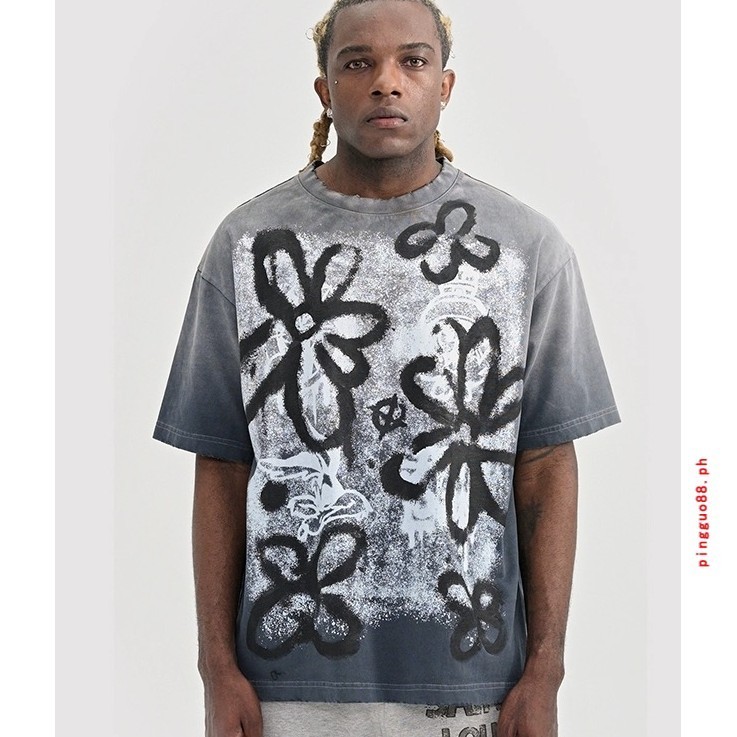 เสื้อยืดคอกลม แขนสั้น พิมพ์ลายกราฟฟิติ Ssaint l0uis flower