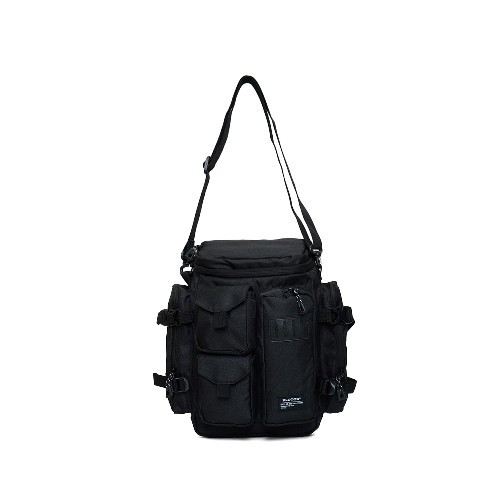 Bloods Series Slingbag Cuaderna สีดํา