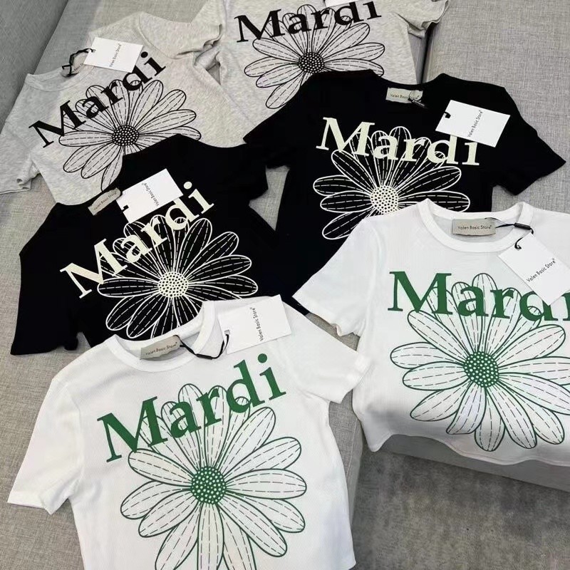 （จัดส่งตลอด 24 ชั่วโมง）BOOM SHOP baby tee เสื้อยืดครอปผ้าร่อง madi mercredi crop Top