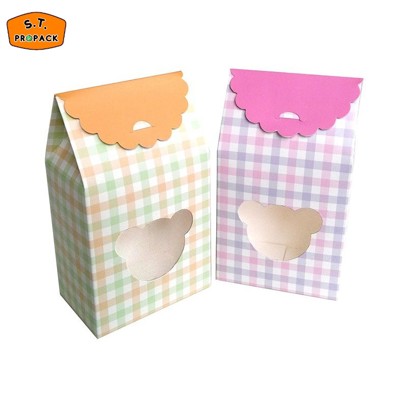 (ราคาพิเศษ) กล่องเบเกอรี่กระดาษ ใส่คุกกี้ ขนม คละแบบ บรรจุ 10 ใบต่อแพค (แบรนด์ I do package)