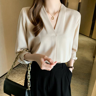 S-2XL เสื้อเชิ้ตผ้าซาตินคอวีแฟชั่นเรียบง่าย แขนยาว เสื้อเชิ้ตผู้หญิง เสื้อเชิ้ตทำงาน