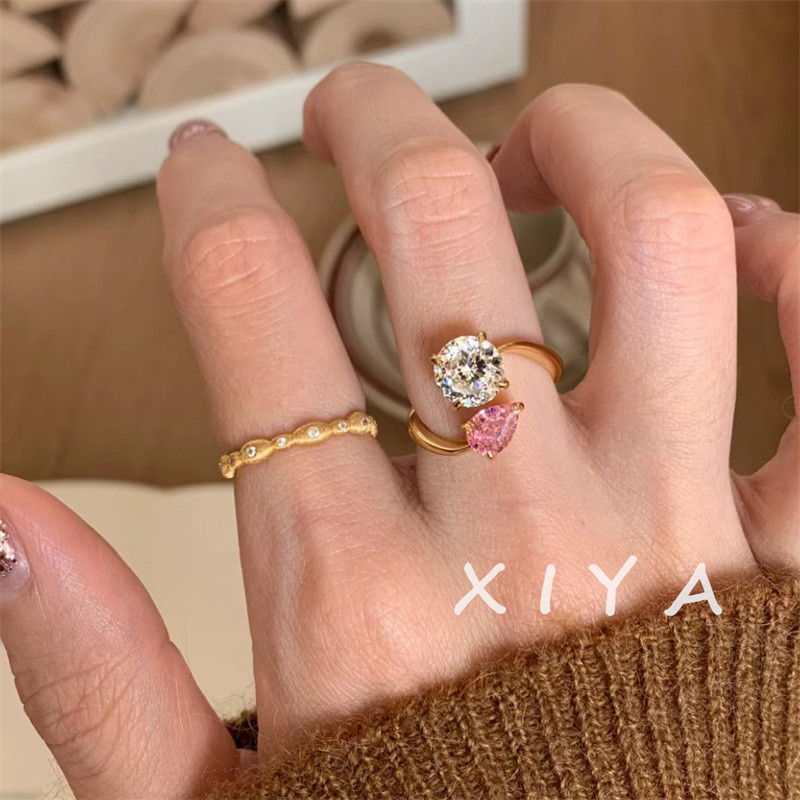 Xiya Super Flash Pink Water Drop แหวนเพทายแฟชั ่ น Classy All-Match แหวนเพชรคู ่