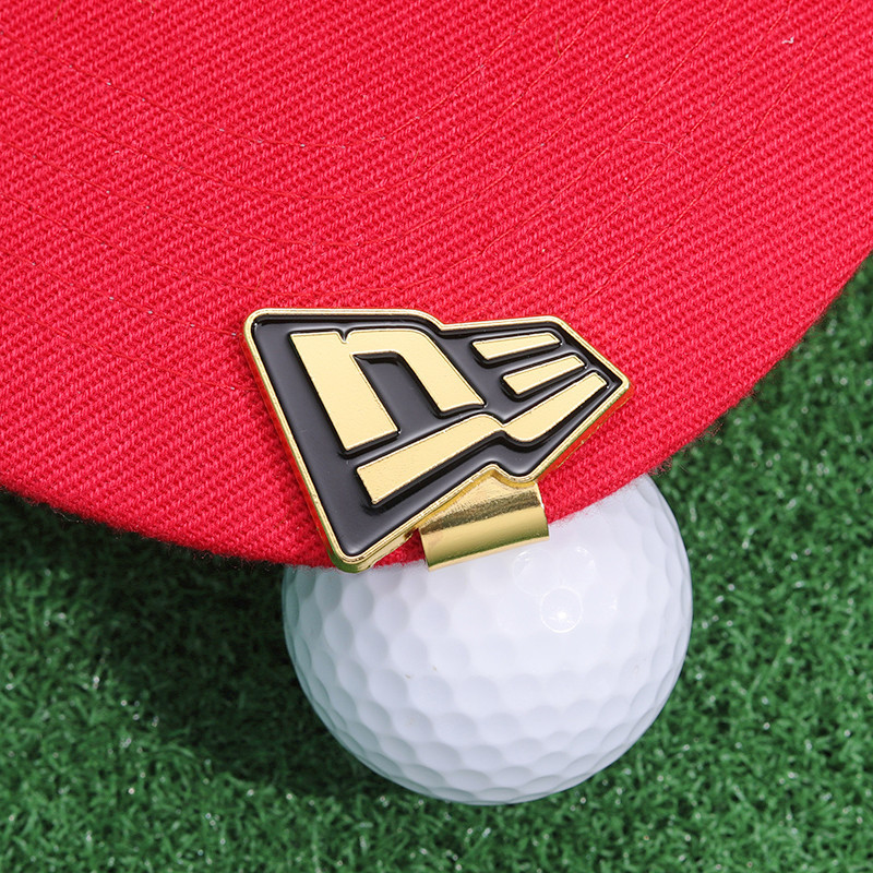 การ ์ ตูนโลหะหมวก Pins หมวกคลิปเข ็ มกลัดป ้ าย Pins กระเป ๋ าเป ้ สะพายหลังหมวกอุปกรณ ์ เสริมของขวัญ