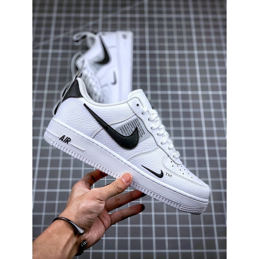 พร้อมส่ง รองเท้าสเก็ตลําลอง Air Force 1 AF1 07 LV8 Utility สีดํา NTDQ