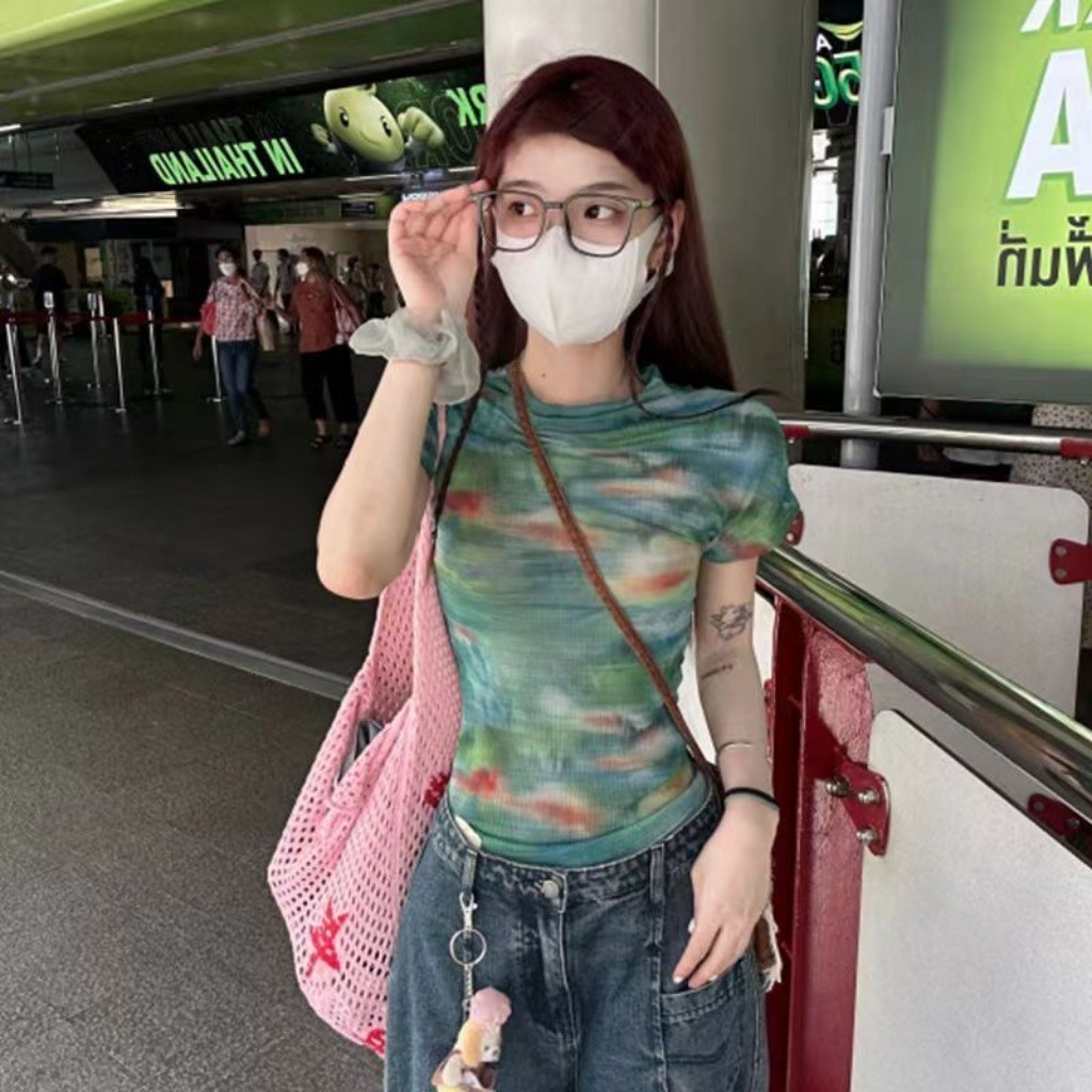(พร้อมส่งจากกรุงเทพ ) เสื้อครอปผู้หญิง เสื้อยืดตาข่ายแฟชั่นฤดูร้อน Z238