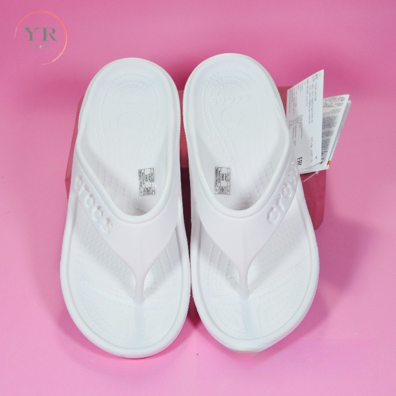 รองเท้าแตะแบบ Unisex รองเท้าแตะ Crocs รองเท้าแตะกันลื่น Crocs Baya II รองเท้าแตะ