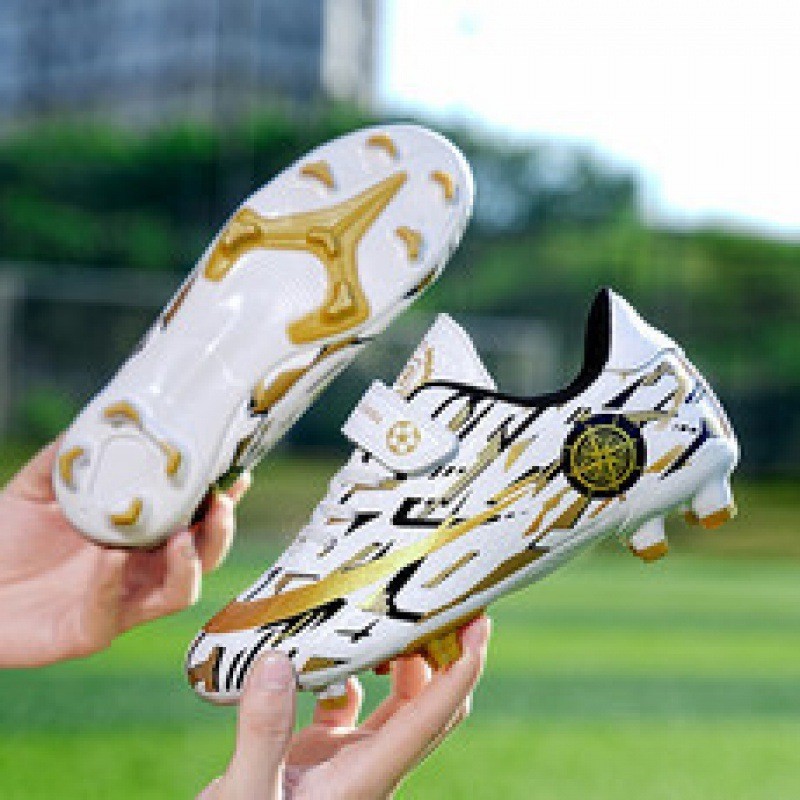 FG Soccer Shoes รองเท้าฟุตบอล ใหม่ รองเท้าสตั๊ด รองเท้าฟุตบอลที่ราคาถูก สําหรับผู้ชาย ผู้หญิง กลางแจ้ง