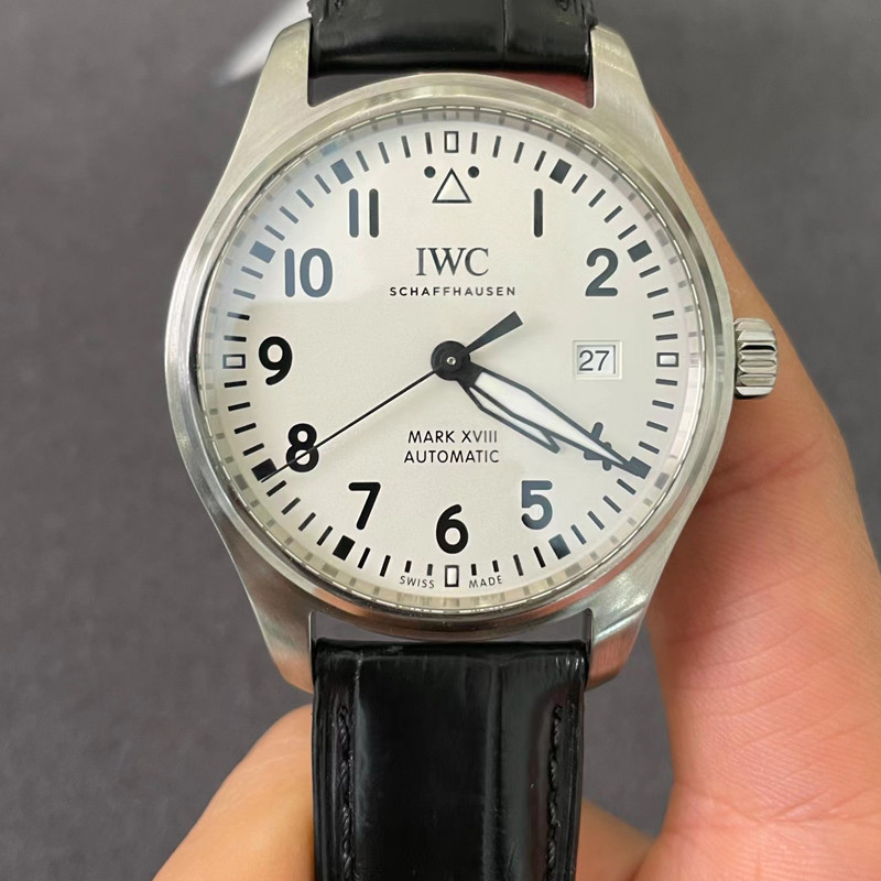Iwc IWC IWC Pilot Men 's Watch Fully Automatic Mechanical Watch 40mm White Disc Mark สิบแปด IW327002