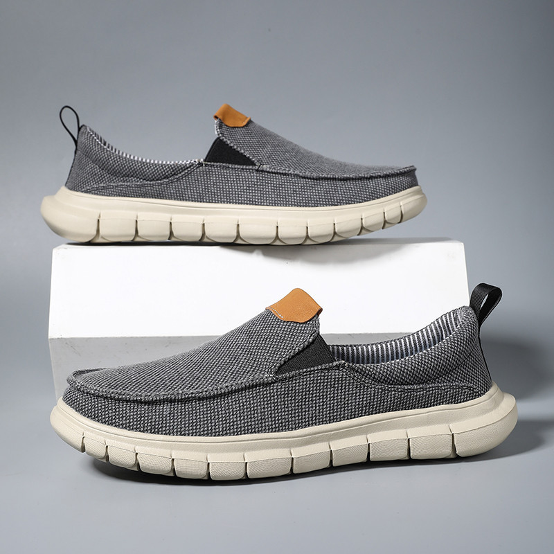 [39-47] รองเท้าผ้าใบผู้ชายคุณภาพสูง Causal Shoes รองเท้าสลิปออน การขับรถเดิน