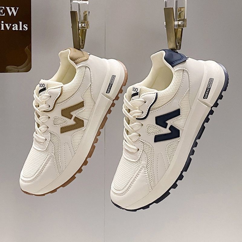 <48 ชั่วโมง การจัดส่ง> รองเท้าผ้าใบผู้หญิง ฤดูใบไม้ผลิใหม่สไตล์ Super Hot All-Match Anti-slip Casual รองเท้าผู้หญิง Soft Sole น้ําหนักเบาวิ่งรองเท้าสีขาว ราคา ถูกที่สุด ดีลบีเคเค แกลเลอรีภาพที่ 9