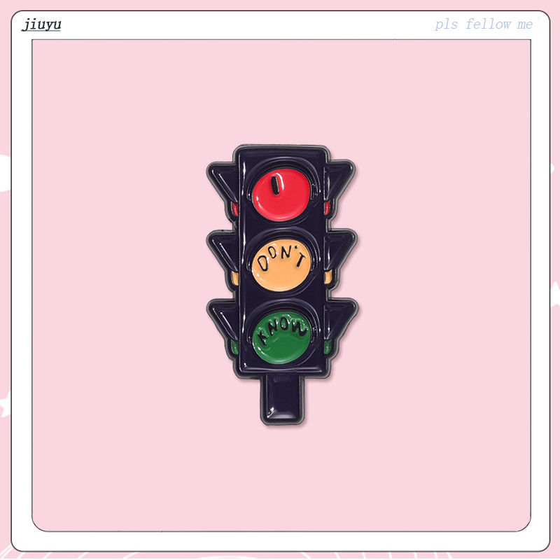 Creative I อย่ารู้จักเข็มกลัดไฟจราจรป้ายโลหะ Pin การ์ตูนสีแดง,สีเหลือง,สีเขียวปก Pin เครื่องประดับของขวัญเพื่อการศึกษาสําหรับเด็ก