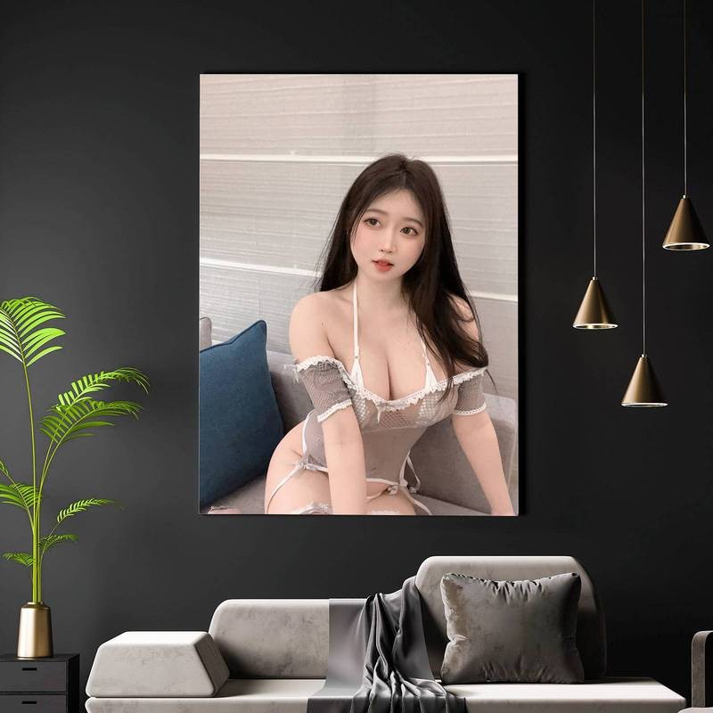 Cosplay Girl as Victorian Governess: High - เดรสคอปก ถุงมือ หนังสือ Oozing old - world grace ไม่มีกร