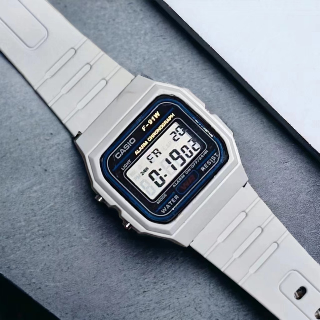 Casio นาฬิกาข้อมือดิจิทัล สีขาว กันน้ํา สําหรับผู้ชาย และผู้หญิง F-91W
