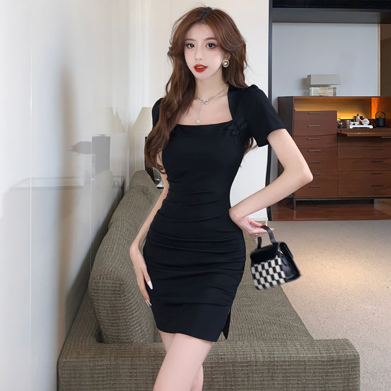 ติดตามรับ✔เดรสออกงาน เดรสเซ็กซี่✨ชุดเดรสไนท์คลับ✨ชุดการแสดง✈WDS08322023ชุดเดรสสะโพกจีบคอเหลี่ยมเซ็กซ