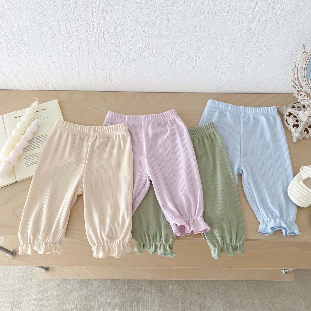 Ins ฤดูร ้ อนเด ็ กสาวเกาหลีรุ ่ น Minimalist สีนุ ่ มและ Breathable ลูกไม ้ Hem ออกแบบกางเกงทารกแรกเกิดกางเกงทารก 0-3 ปี