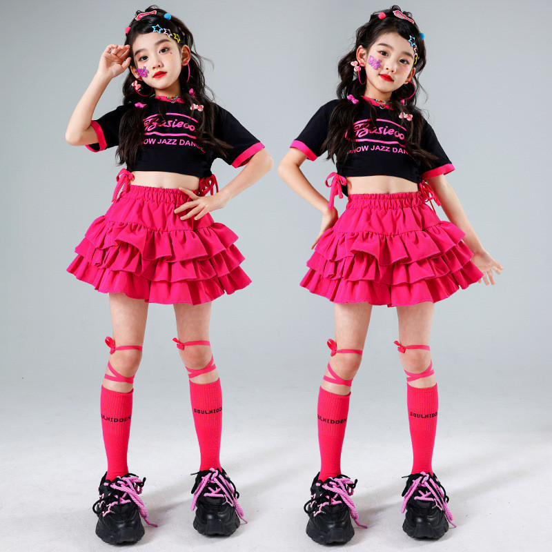 สาวโดปามีนกระโปรงเค้กสีแดงกุหลาบ+เสื้อยืดสีดําเครื่องแต่งกายแจ๊สแดนซ์เด็กเชียร์ลีดเดอร์ชุดเสื้อผ้าสาวหวาน