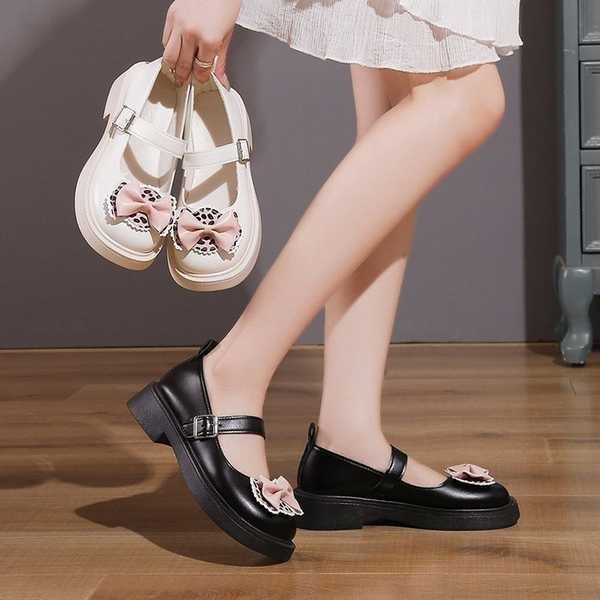 รองเท้านักเรียนผู้หญิง รองเท้าแมรี่เจน อเนกประสงค์ญี่ปุ่น JK รองเท้าหนังขนาดเล็กผู้หญิง 2024 ฤดูใบไม้ผลินักเรียนใหม่โบว์หนาพื้นมัฟฟินแมรี่เจนรองเท้ากับกระโปรง