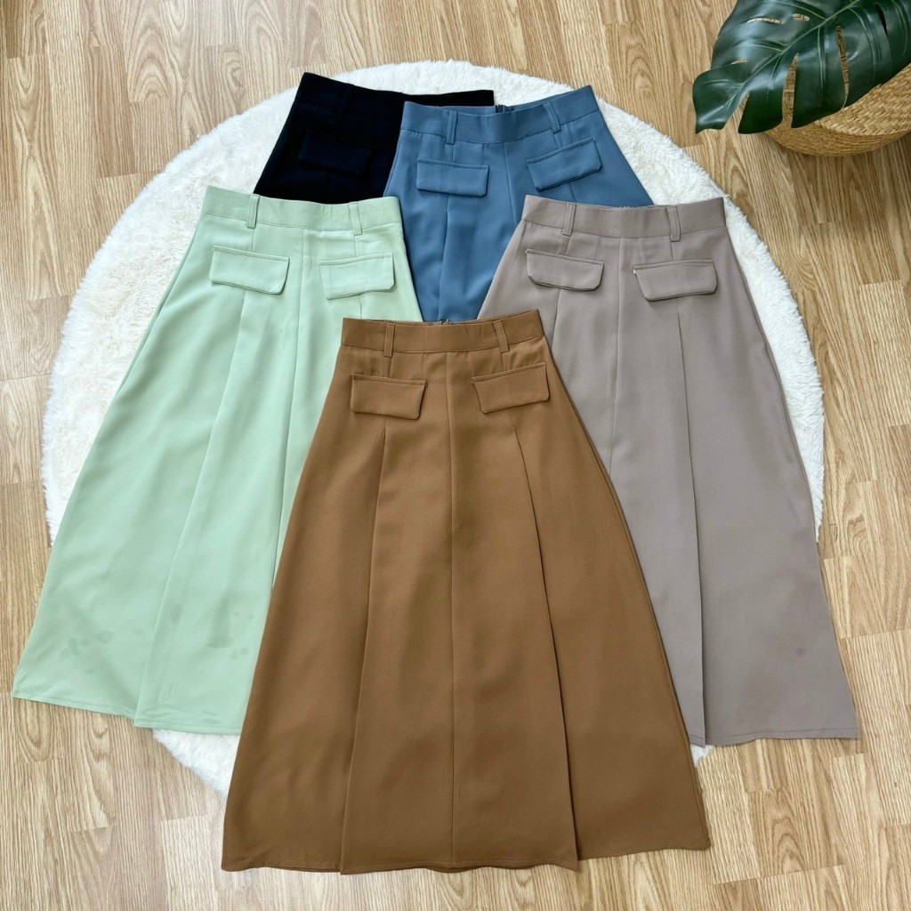 BKL พร้อมส่งในไทย UZI SKIRT กระโปรงจีบหน้ากระเป๋าหลอก มีหูเข็มขัด ผ้าบาร์บี้เปเป้