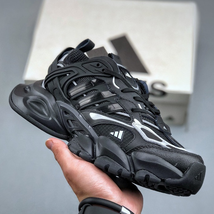 Adidas Vento XLG DELUXE รองเท้ากีฬา รองเท้าวิ่ง IH0070